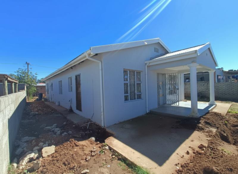 4 Bedroom Property for Sale in Aloevale Eastern Cape